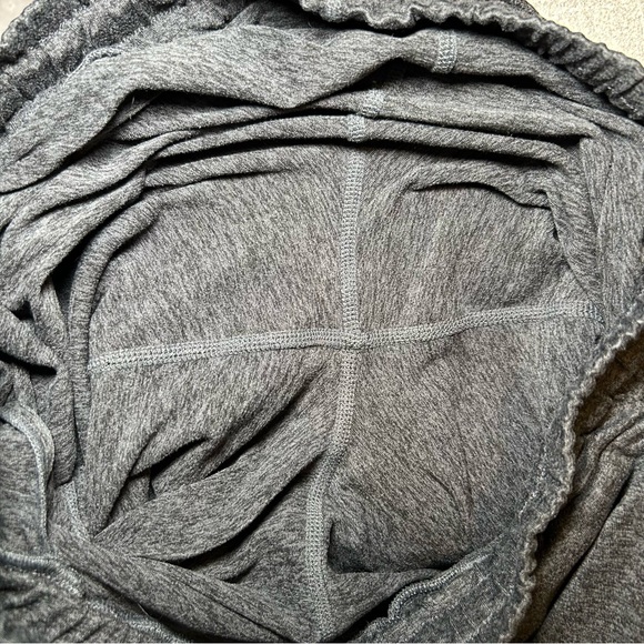 Vuori Performance Jogger Sweatpants Charcoal Heather Size Medium - Picture 10 of 11